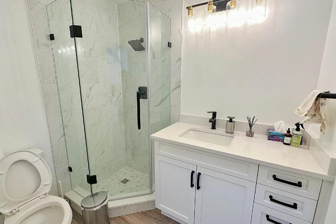 Commercial Renovation - Skin Lab Granville