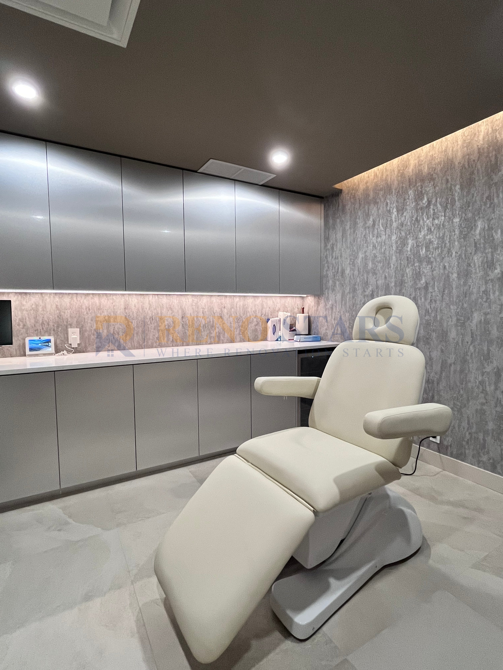 Vancouver Skin Lab Commercial Renovation - After 10