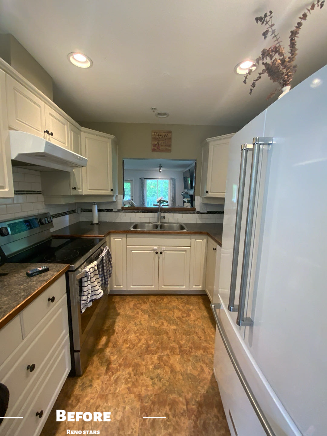 Modern Kitchen Renovation with White Shaker Cabinets - Before Renovation 1