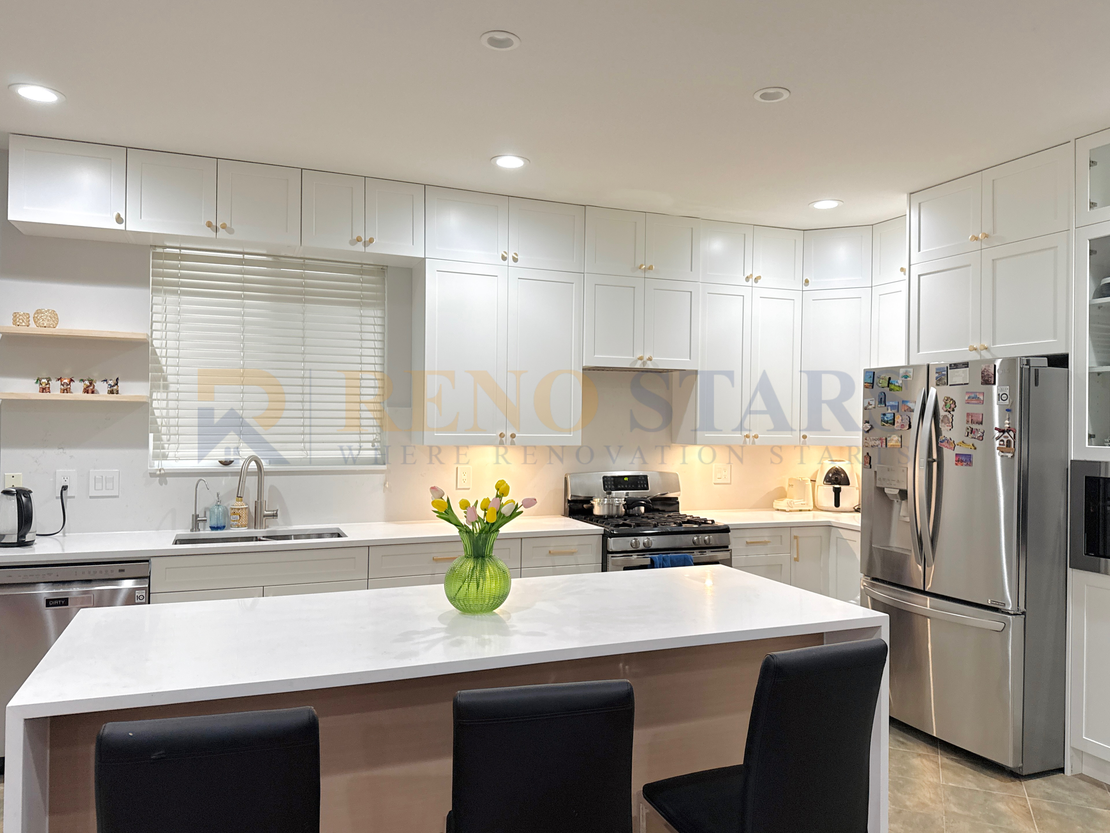 Modern Kitchen Renovation with White Shaker Cabinets